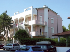 Apartmán pro 4 osoby, 150m od pláže , nově vybaven